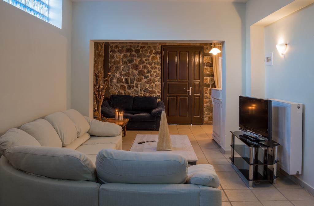 Sea View Suite Метана Экстерьер фото